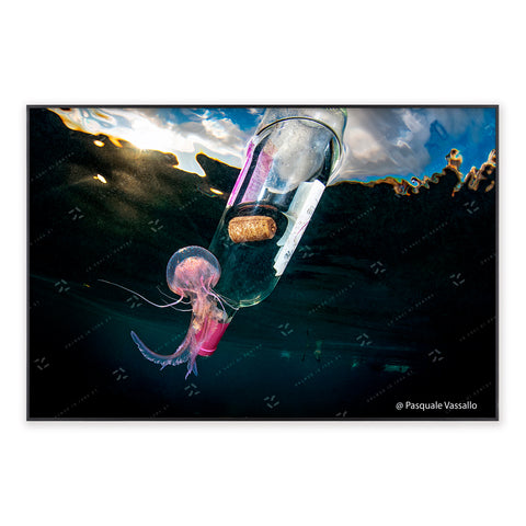 Message in a bottle - Fine Art photographic print, Bacoli, 2019